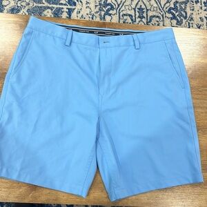 Like new 38 vineyard vines links short